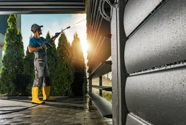 Best Sidewalk Pressure Washing  in Middletown, NY